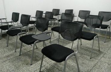 辦公會議椅要怎么選擇更好的?