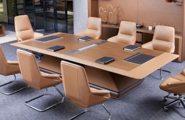 辦公會議桌定制有什么好處?