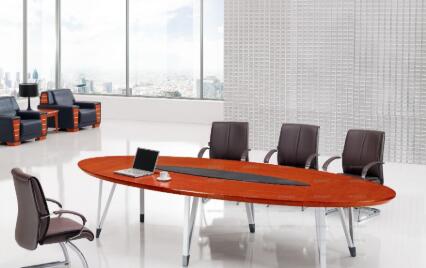 橢圓形會議桌